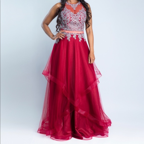 Dresses & Skirts - Couture Prom/ Evening dress